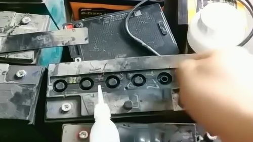 电动车充电超过12小时不转绿灯,电瓶严重发热,专业老师傅教你这样做
