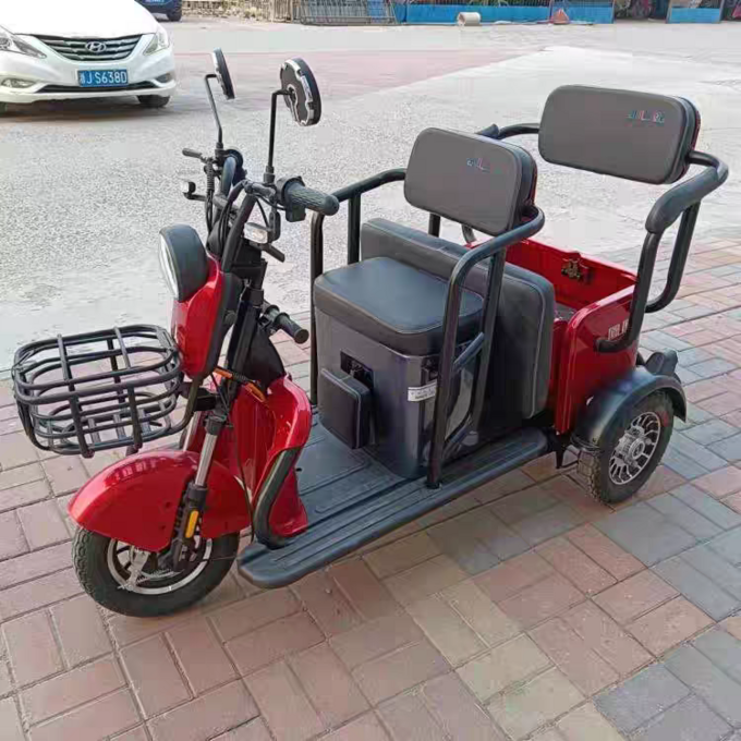 凤凰老人代步车四轮电动老年家用残疾人助力车小型折叠电瓶车