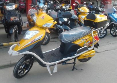 电动车别傻傻的换电瓶了,用这招电瓶能多用2年